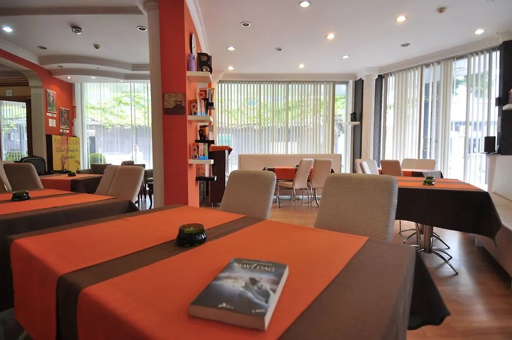 Mini hotel Izmir 2*,  Turcja